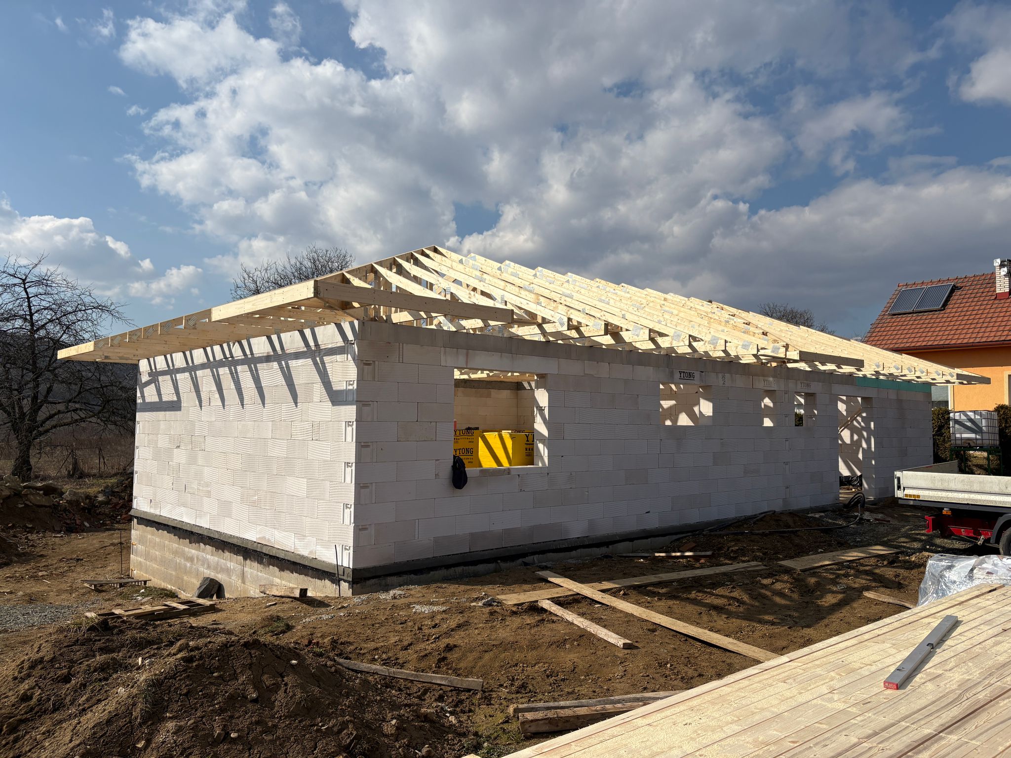 Valbová strecha Uzovský Šalgov