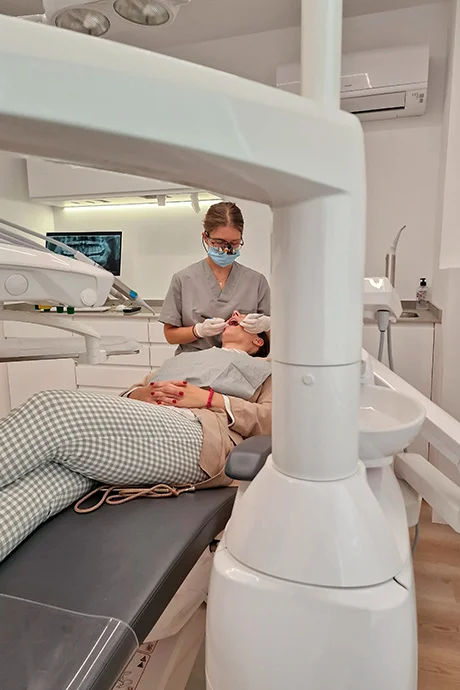 Interior de la Clínica Dental Dra. Elena Andrés en Madrid