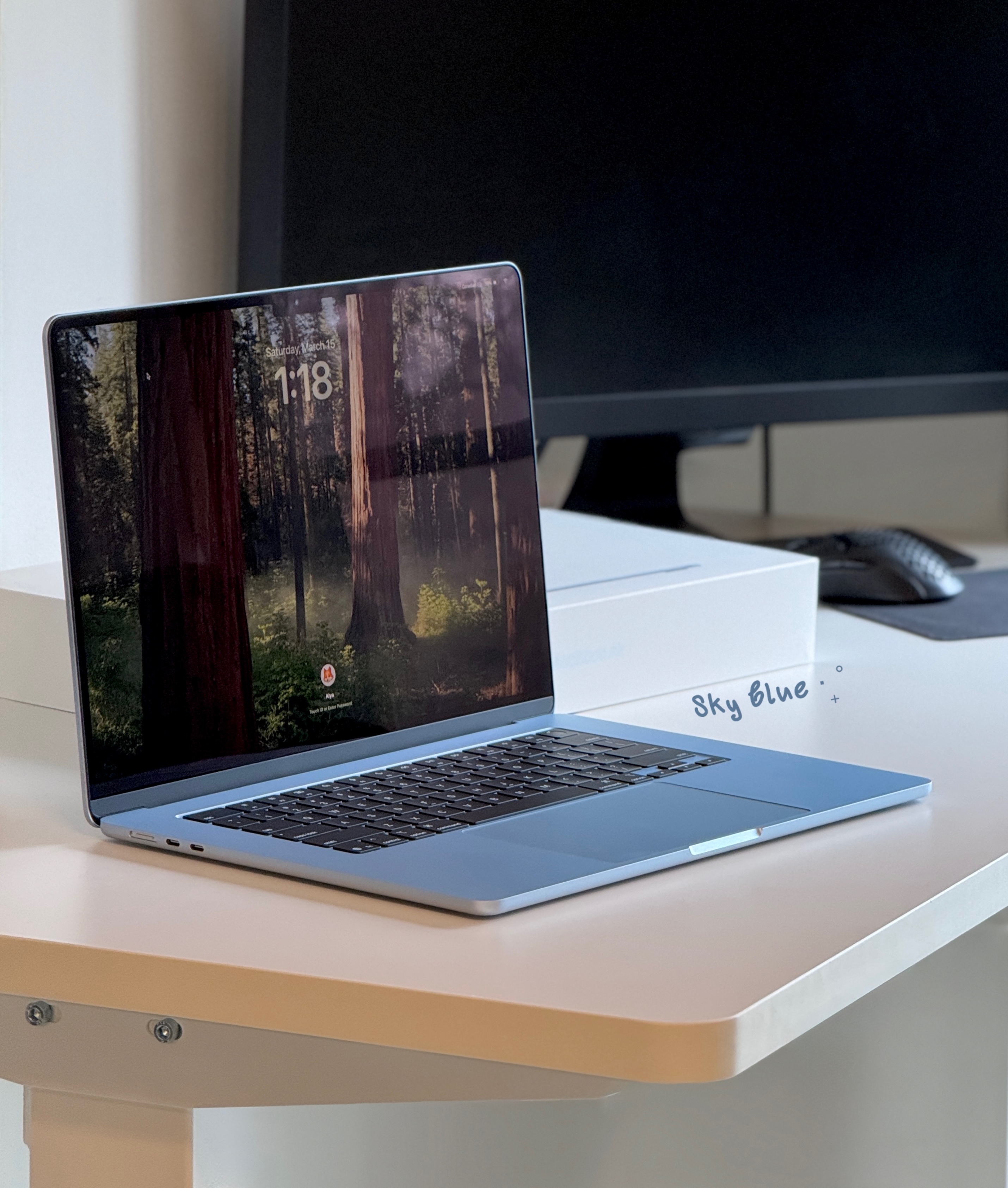 My New MacBook Air M4 in Sky Blue 🩵