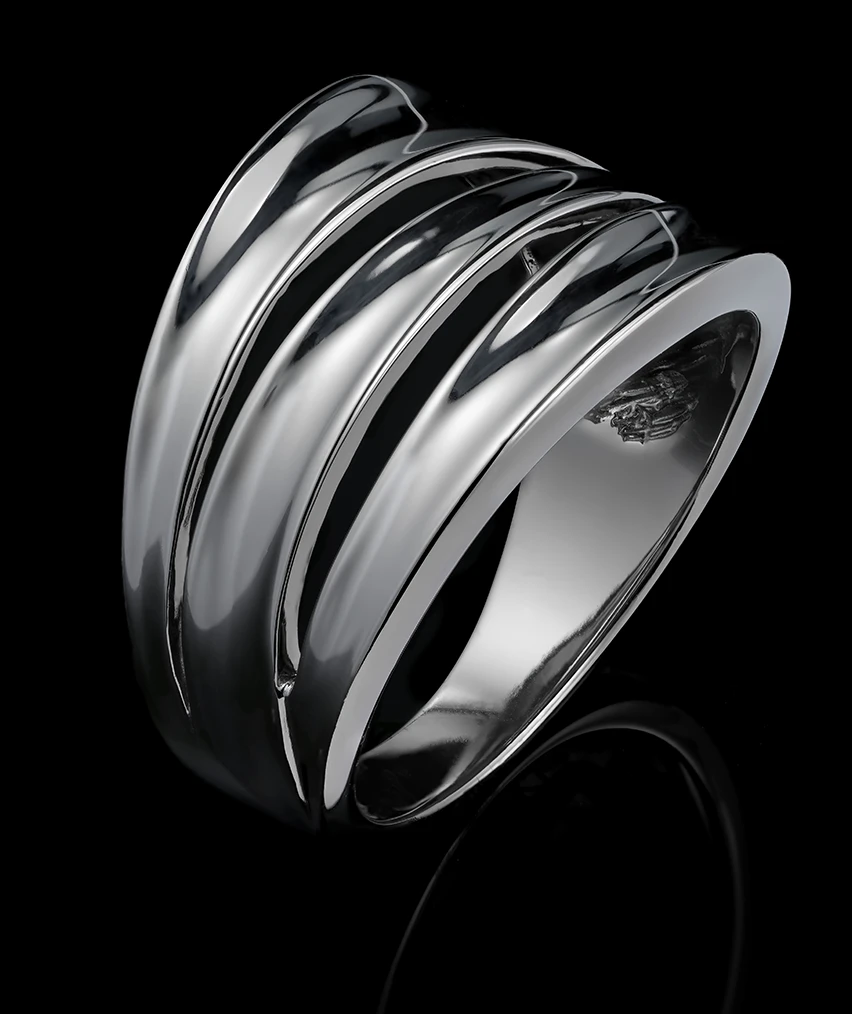 18K White Gold coated Ring by Daumet