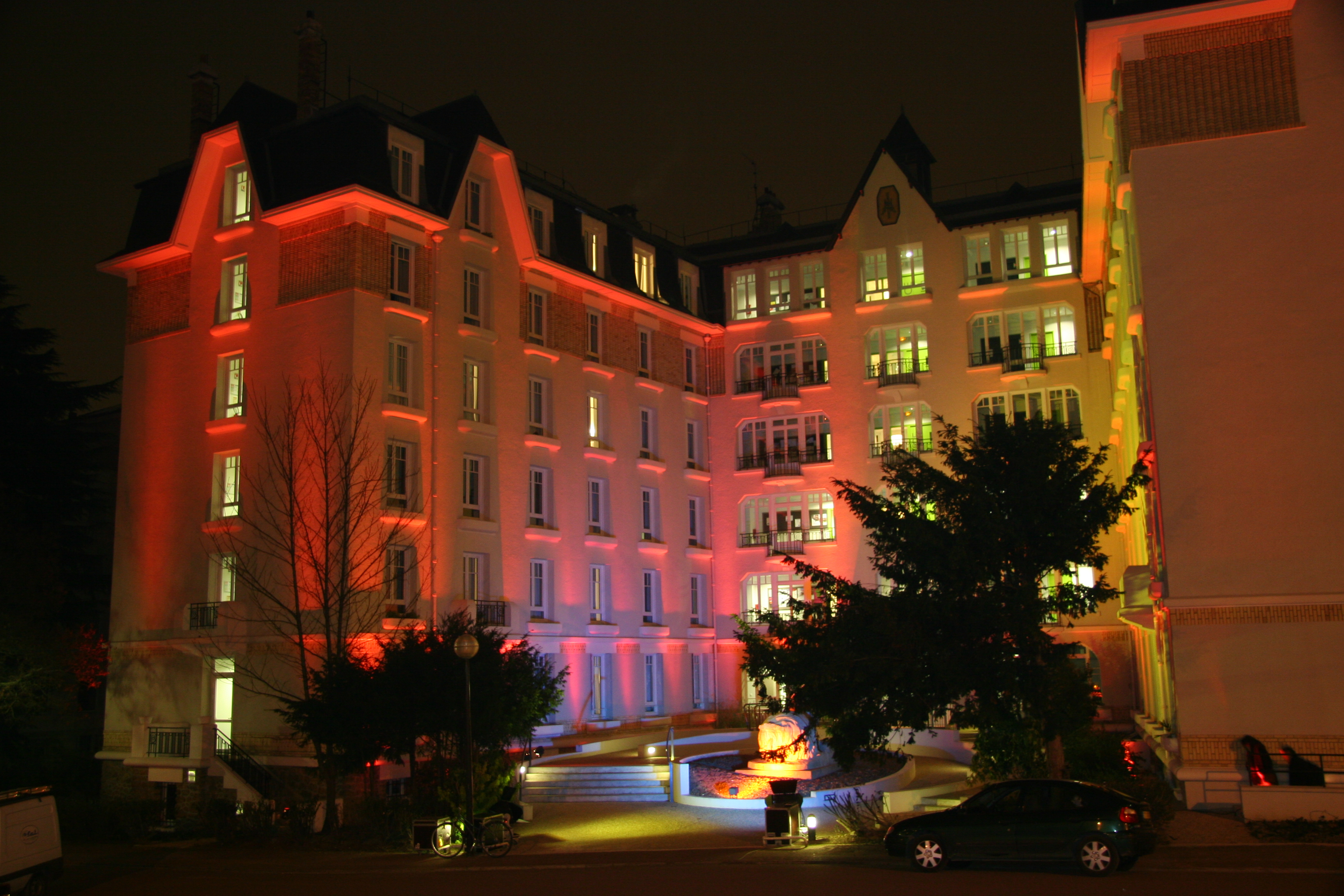 CITÉ ÉTUDIANTE LA MINA 