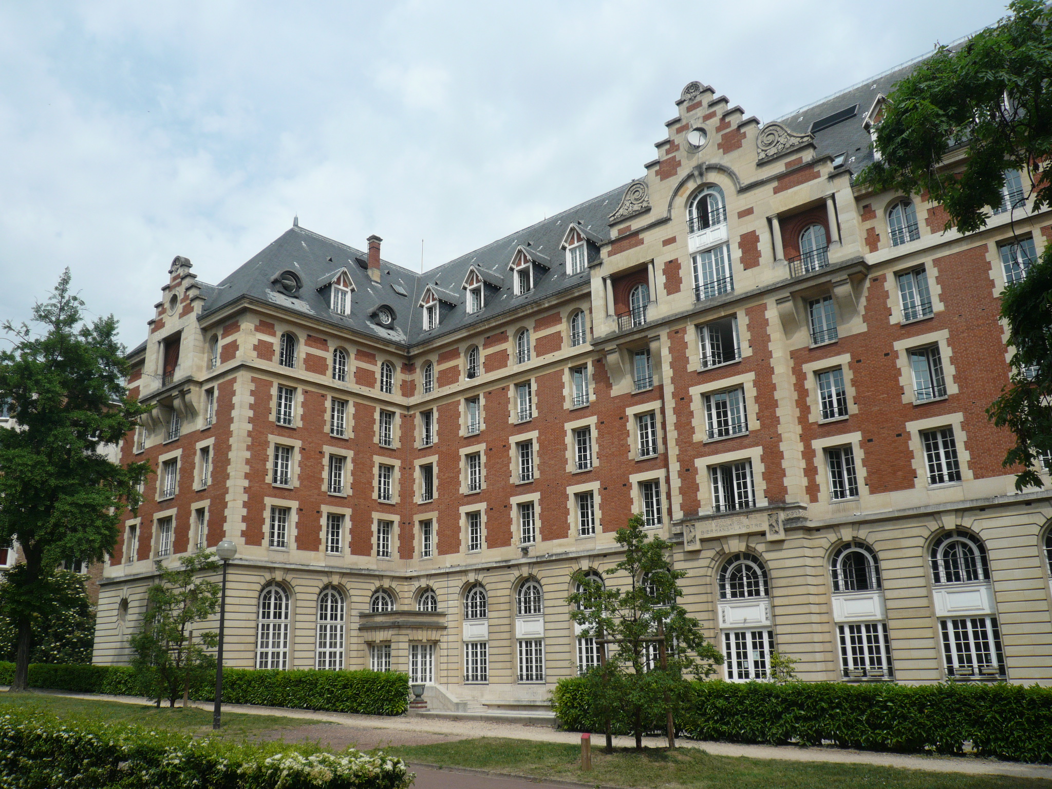 FONDATION BIERMANS LAPOTRE 