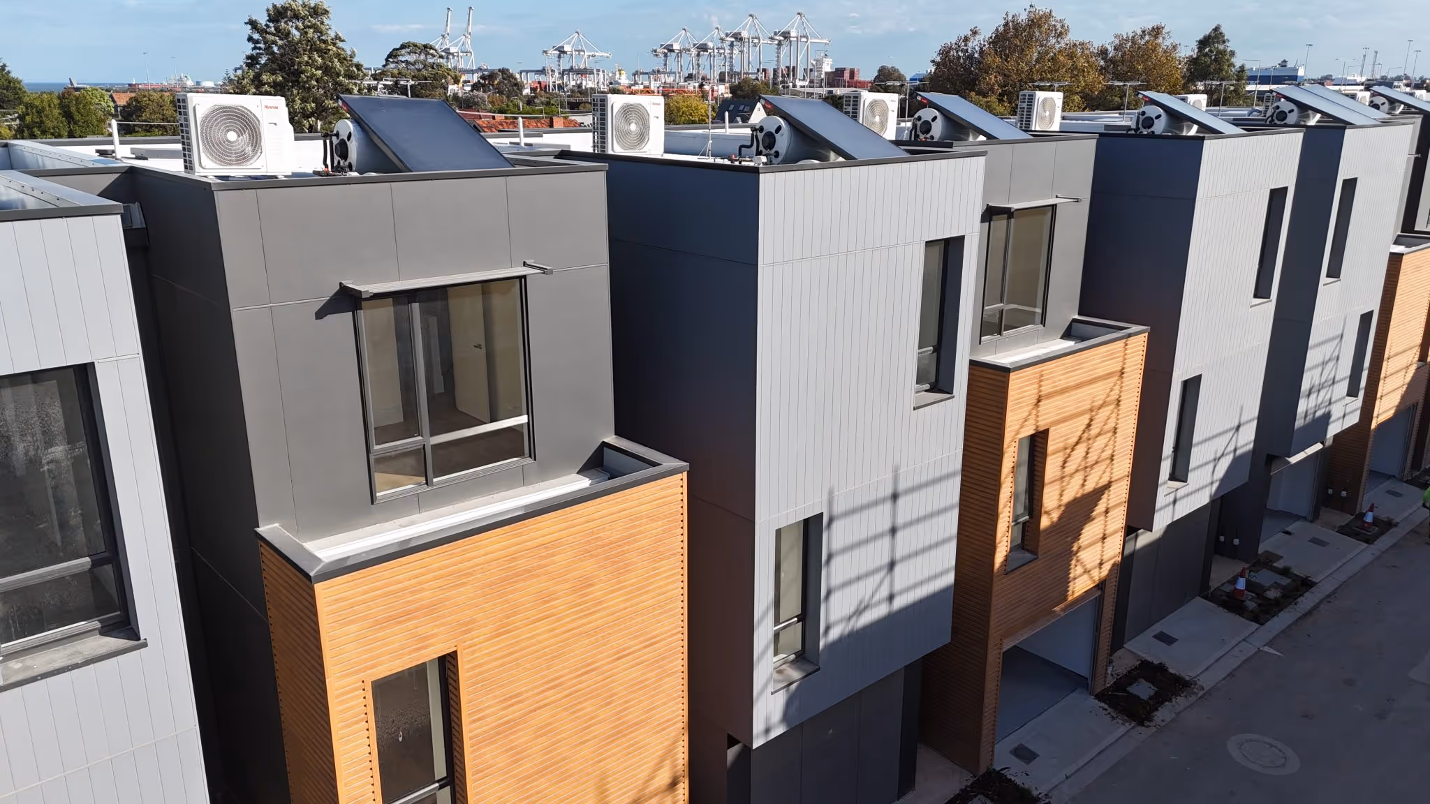 First Residents at Port Lane, Port Melbourne Move In