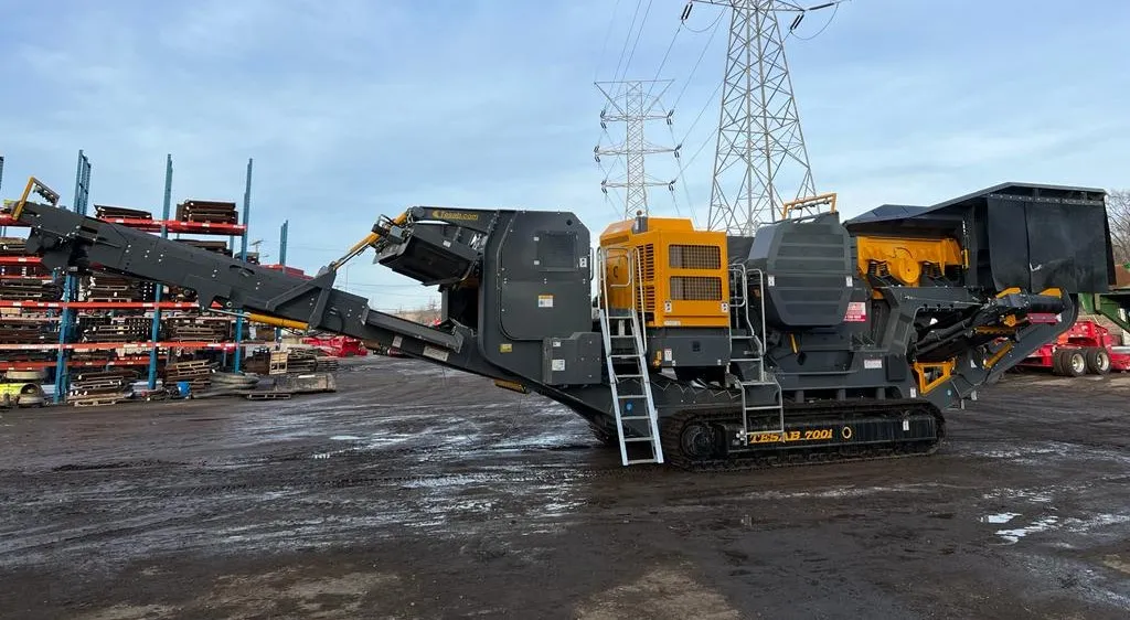 2023 Tesab 700i #J747