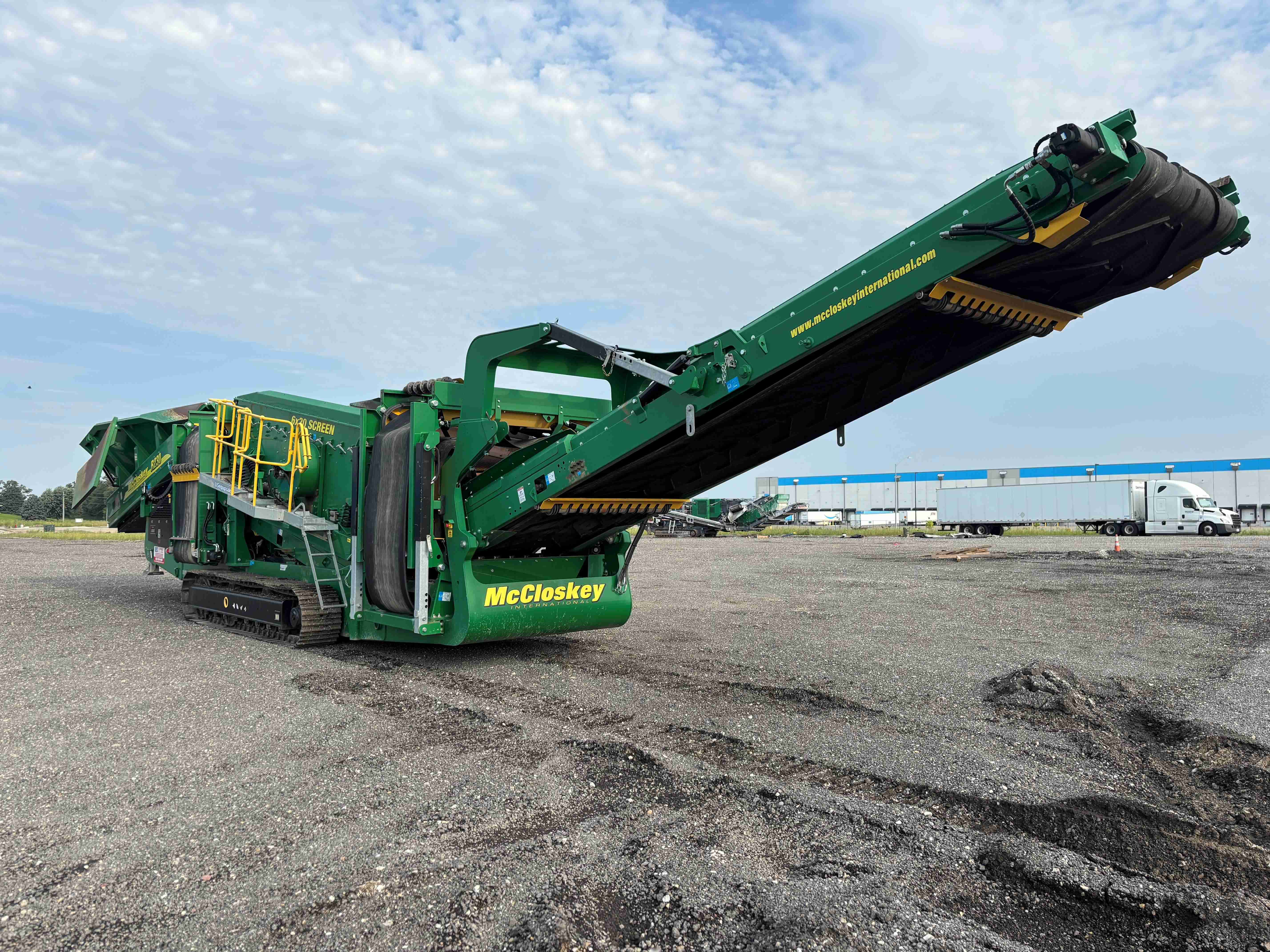 2022 McCloskey R230 #R703