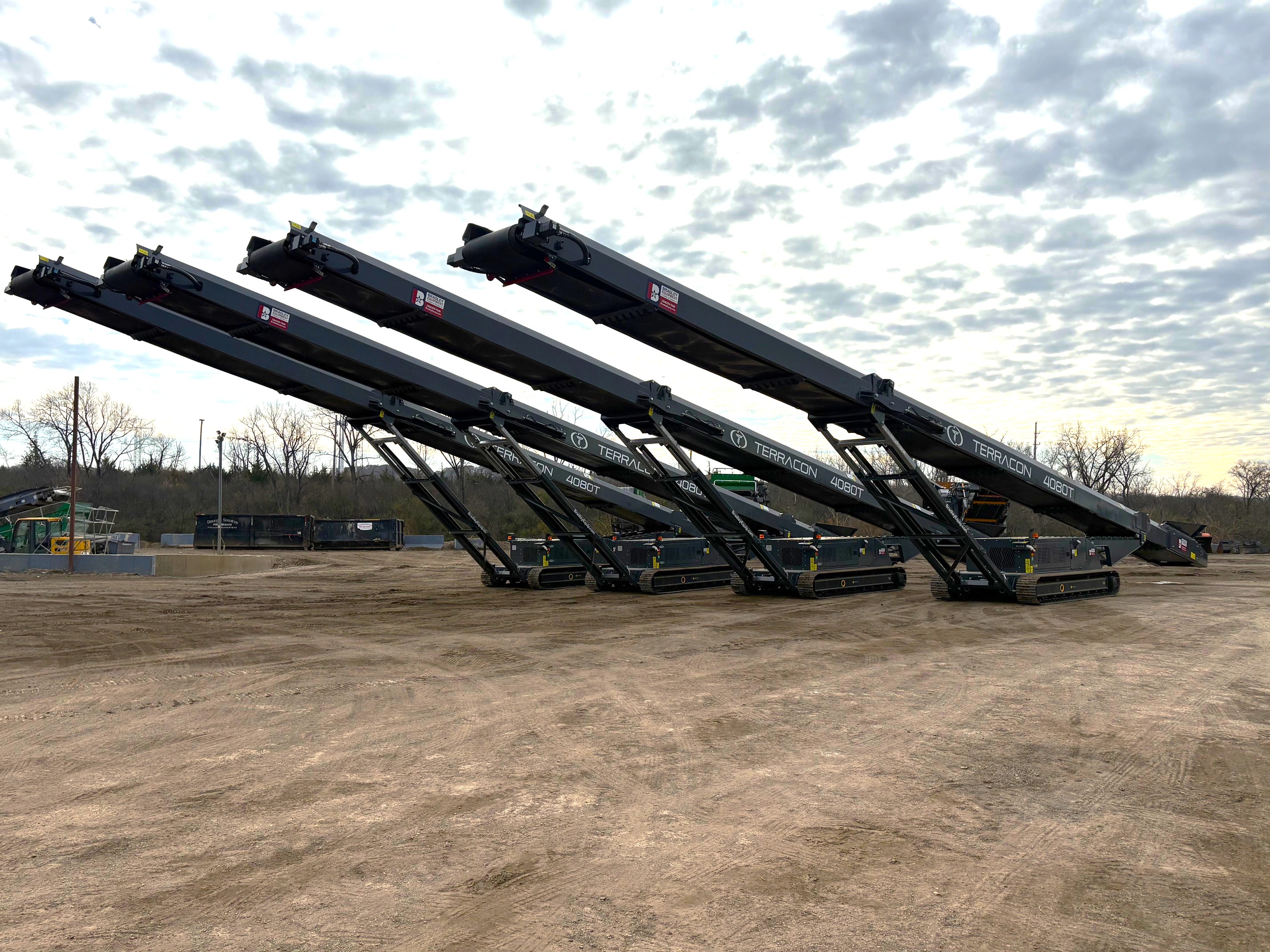 2025 Terracon 4080T #S023