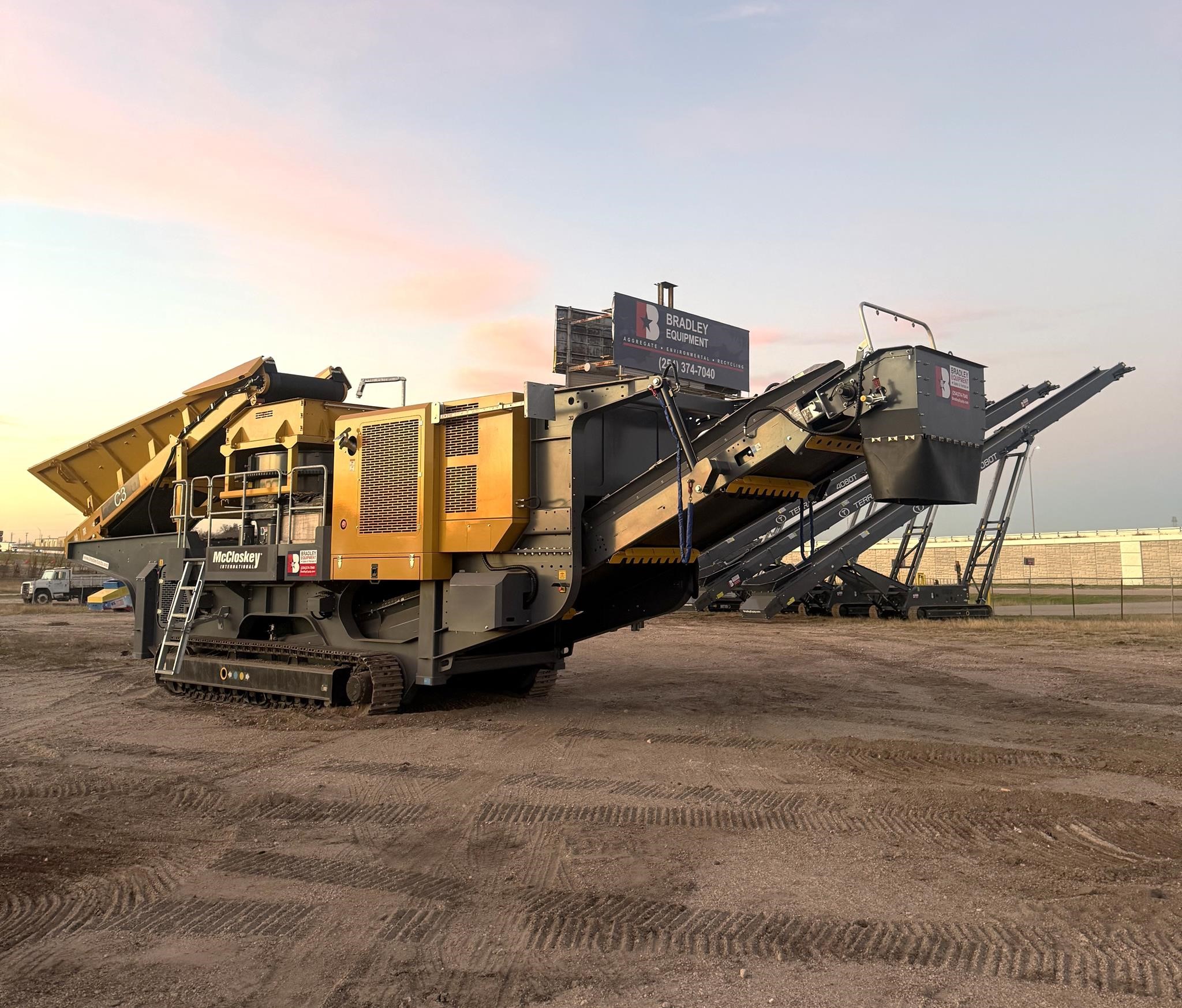 2025 McCloskey C3 - Heavy Duty Mobile Cone Crusher #C706