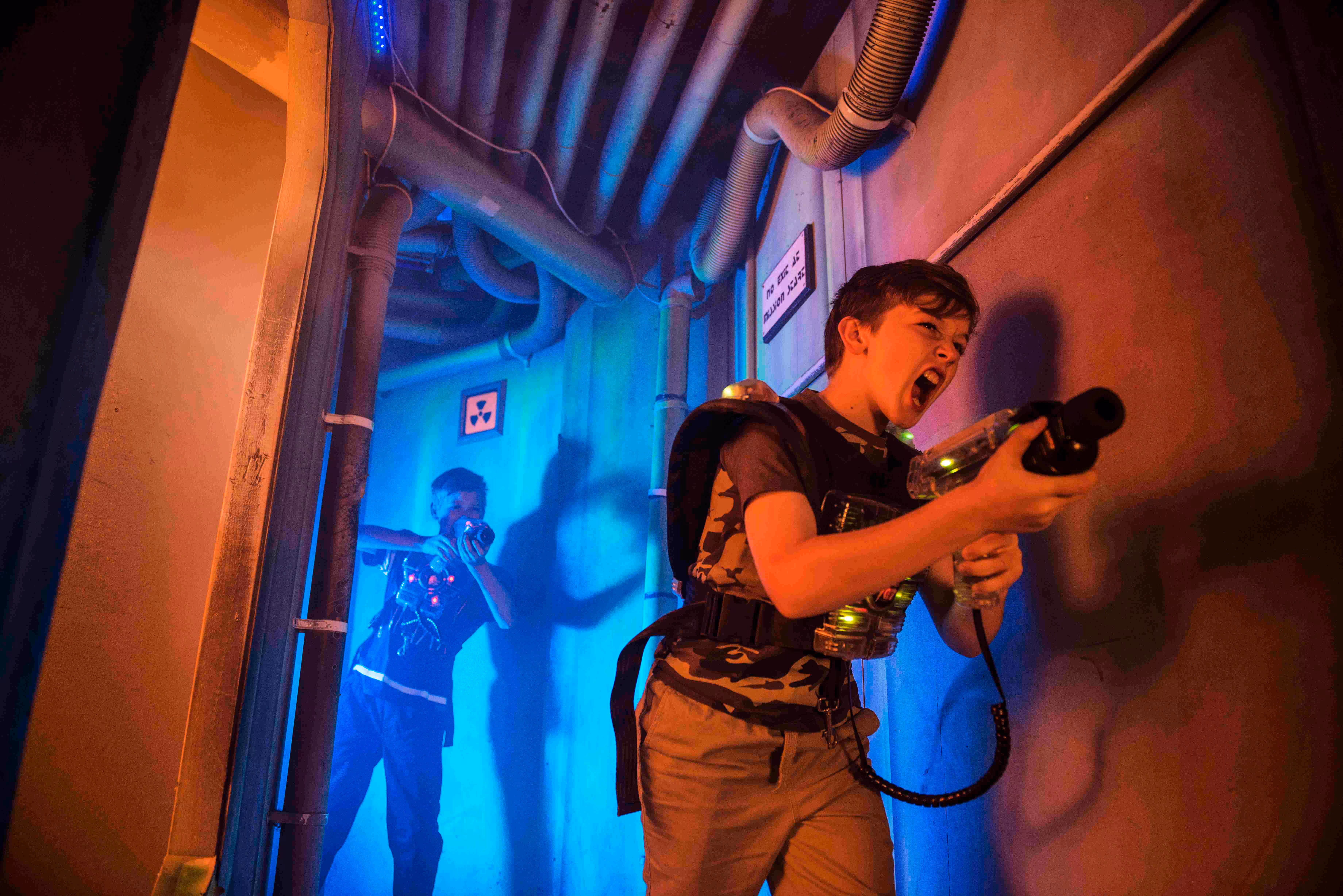 LaserForce: spannend lasergame-gevecht waarin spelers volop in actie zijn.
