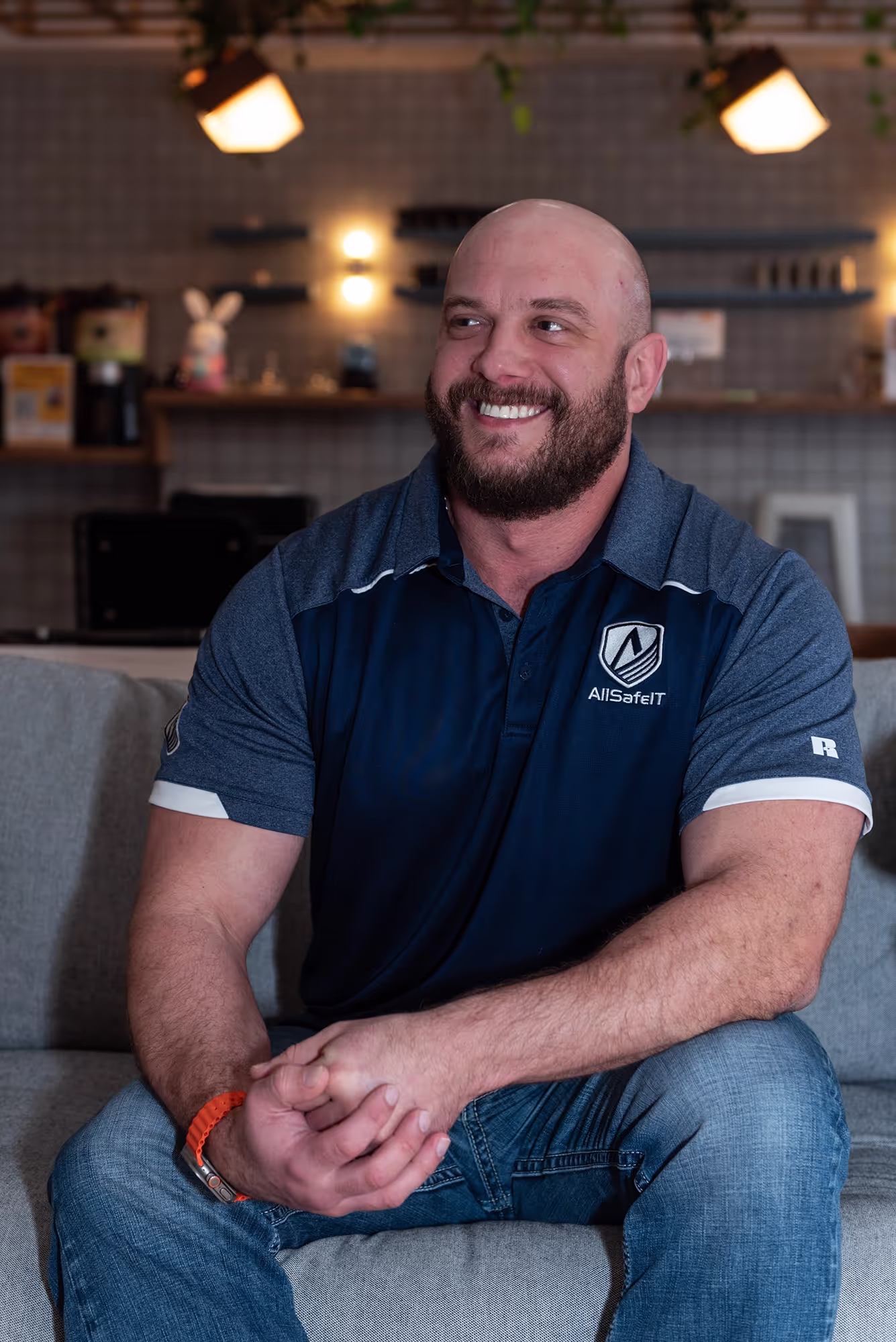 Remote IT Support technician resolving a software issue via remote support.