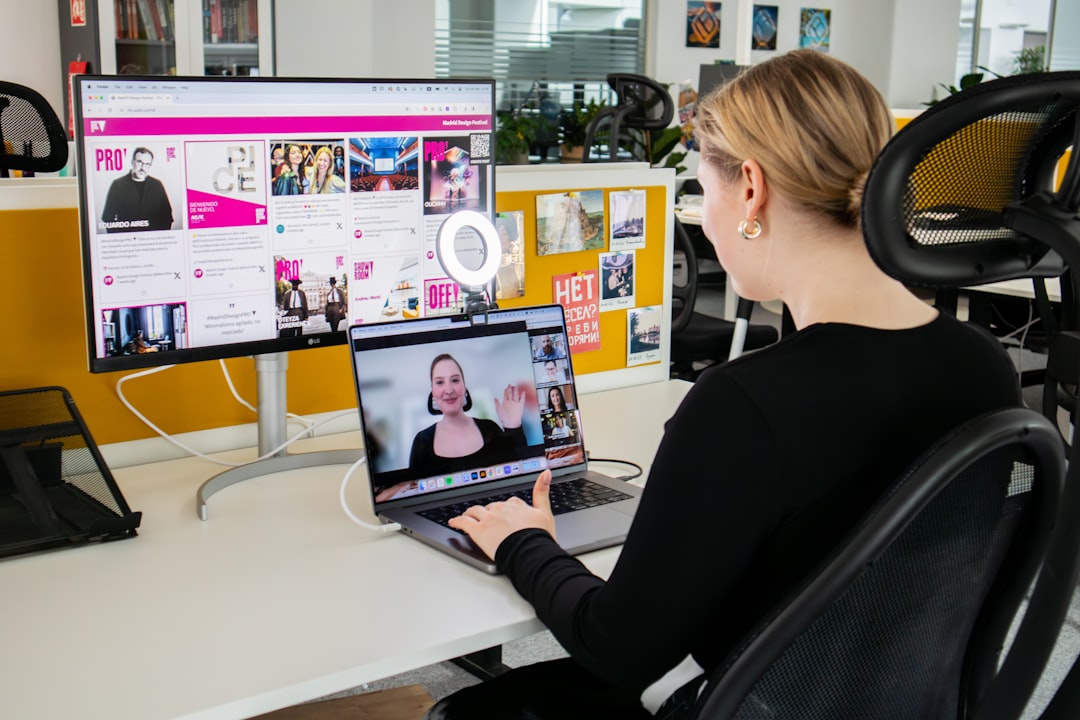 The Ultimate Guide to Choosing a Virtual Receptionist That Supports Your Software