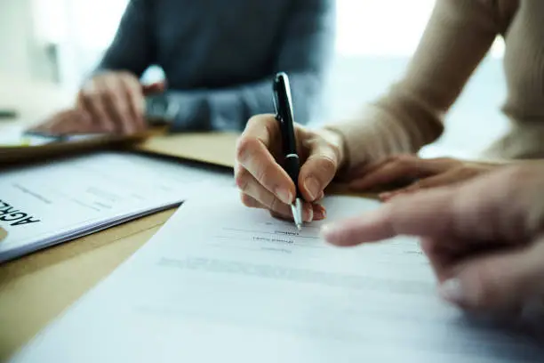 Tout savoir à propos du contrat d’agent