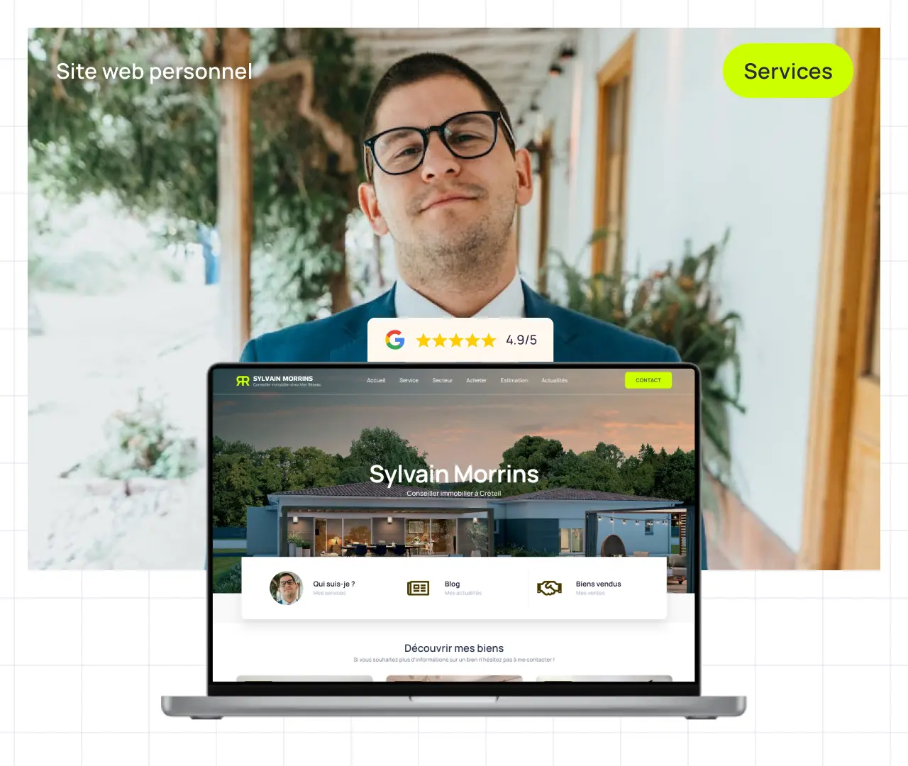 Portrait d'un homme portant des lunettes et un costume bleu, en arrière-plan un ordinateur portable montre un site web immobilier de Sylvain Morrins à Créteil.