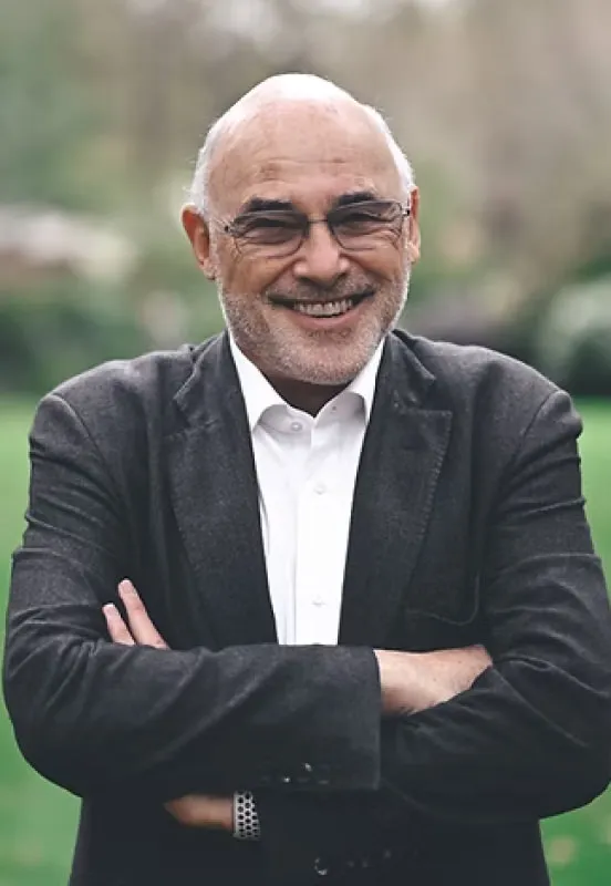 Portrait of Léo Apotheker