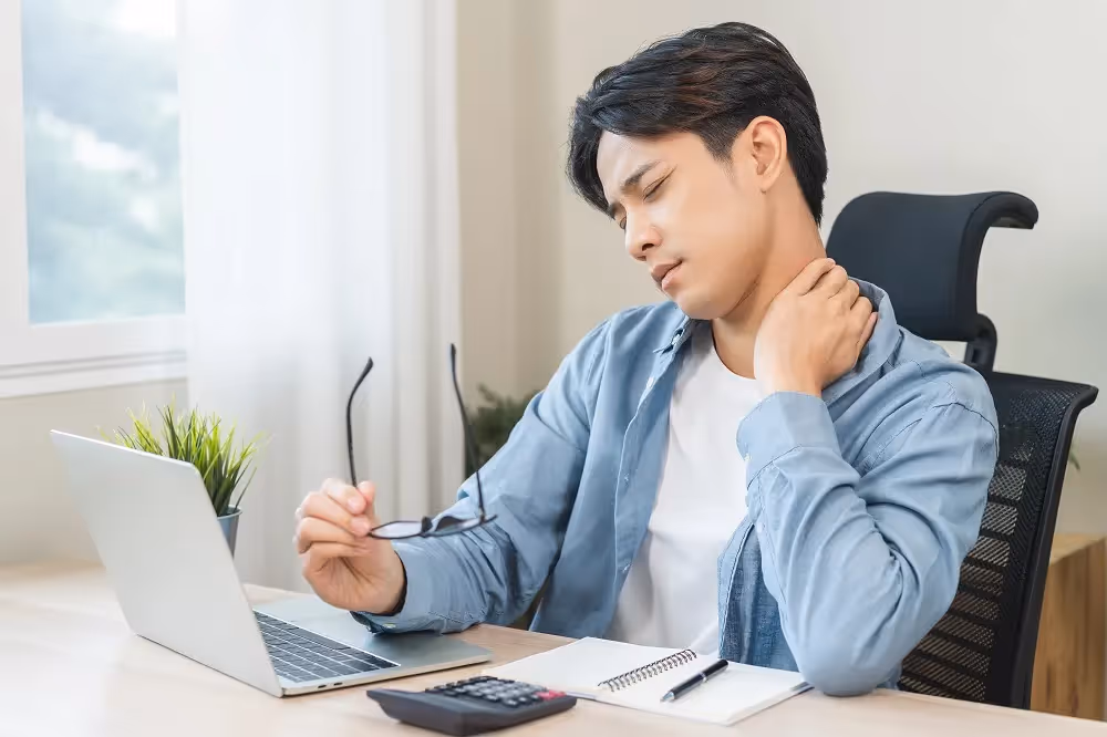 What Should You Do If You Have Neck Pain Years After An Accident