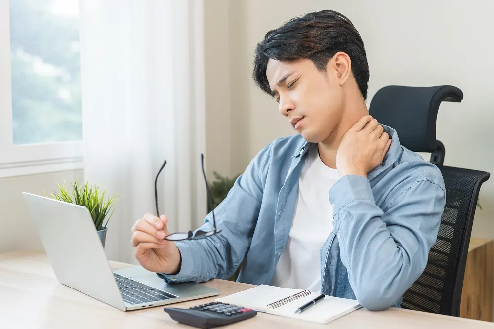 What Should You Do If You Have Neck Pain Years After An Accident