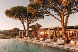 Lily of the Valley Hotel