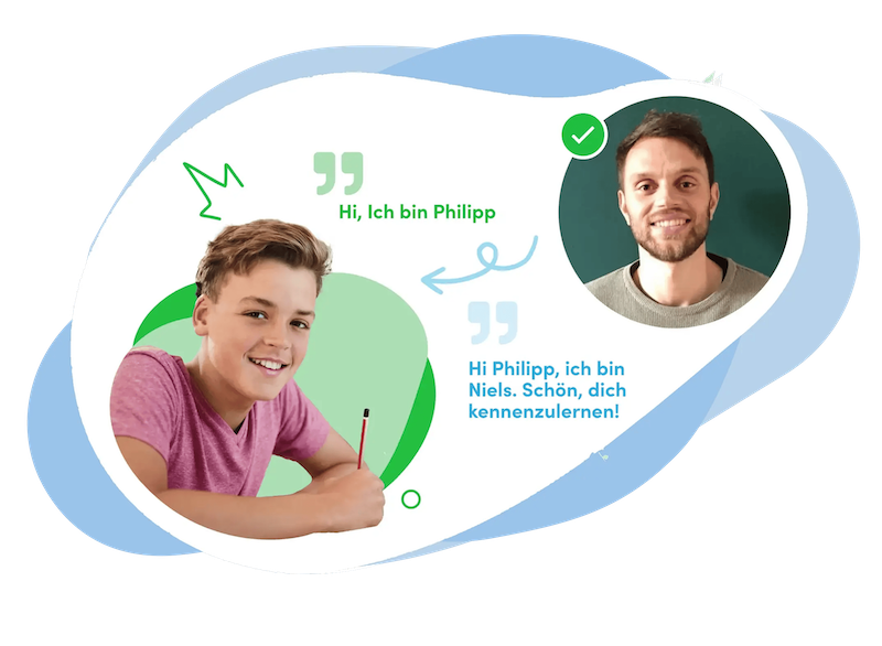 Porträt eines lächelnden Schülers in einem rosa T-Shirt mit einem Bleistift sowie ein Foto eines lächelnden Mentors mit kurzen Haaren und Vollbart vor einem grünen Hintergrund.