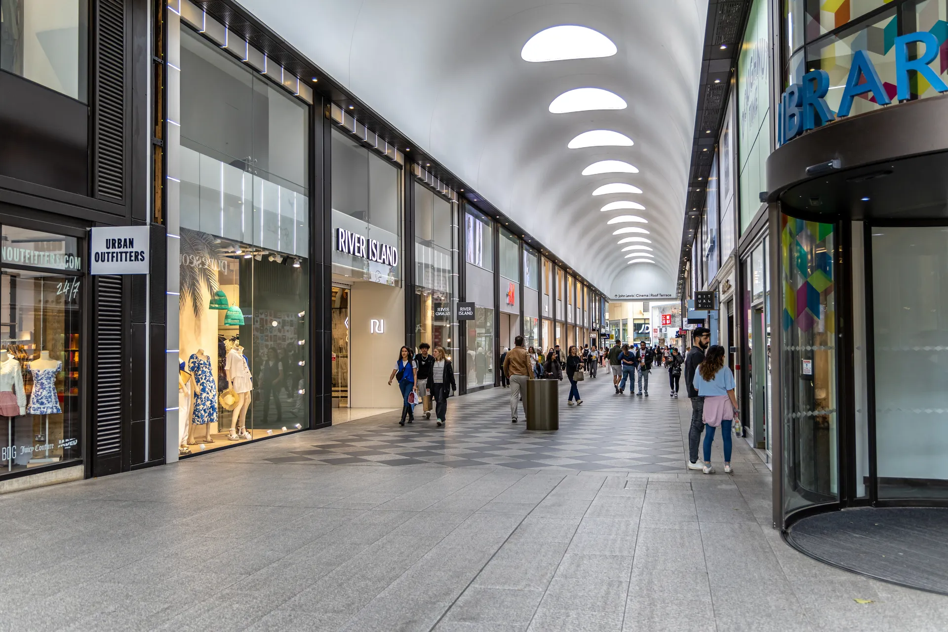 Retail & Hospitality