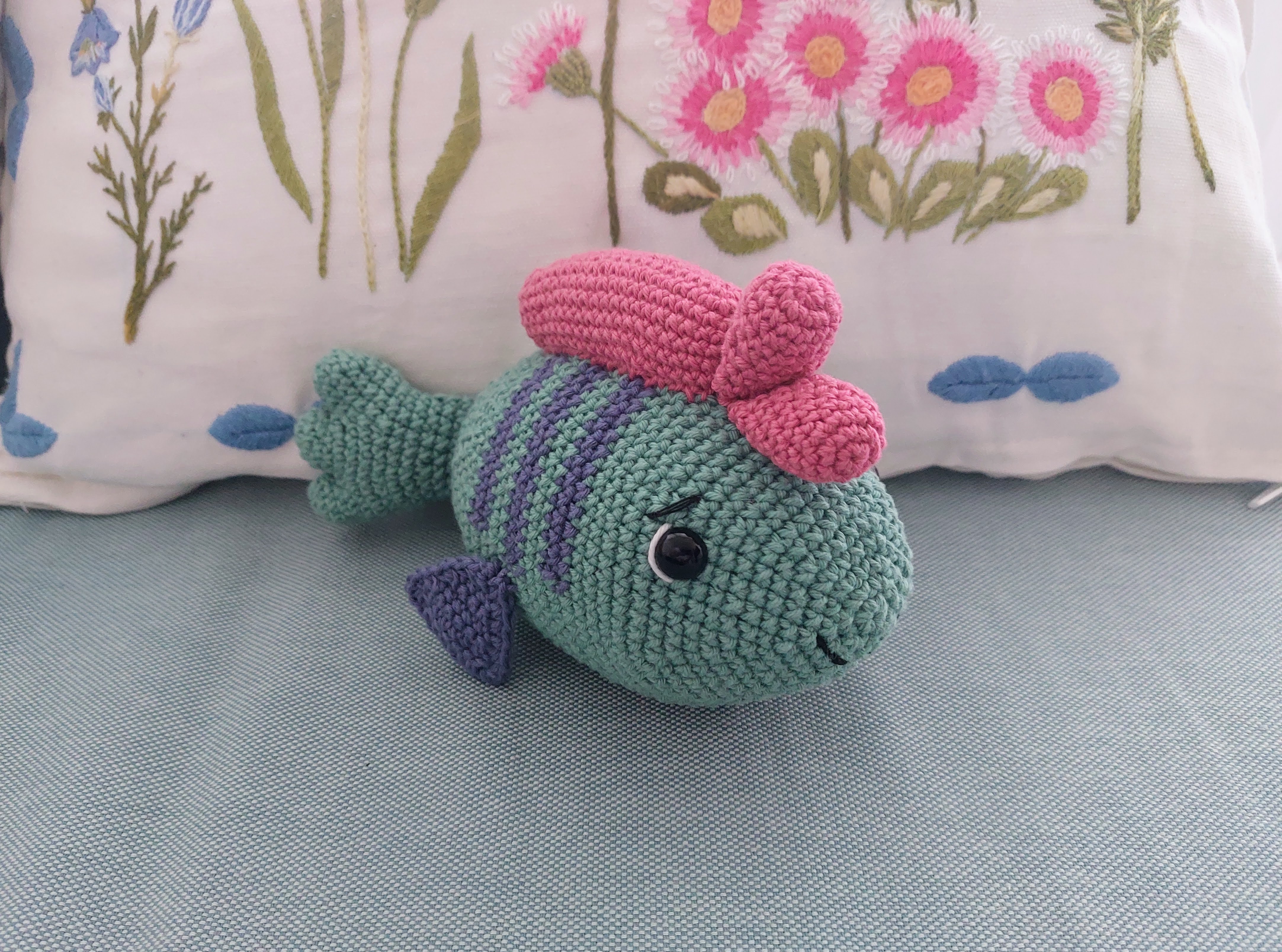 My version of Sea Snail - pattern from Lalylala's Beetles, Bugs And Butterflies by Lydia Tresselt