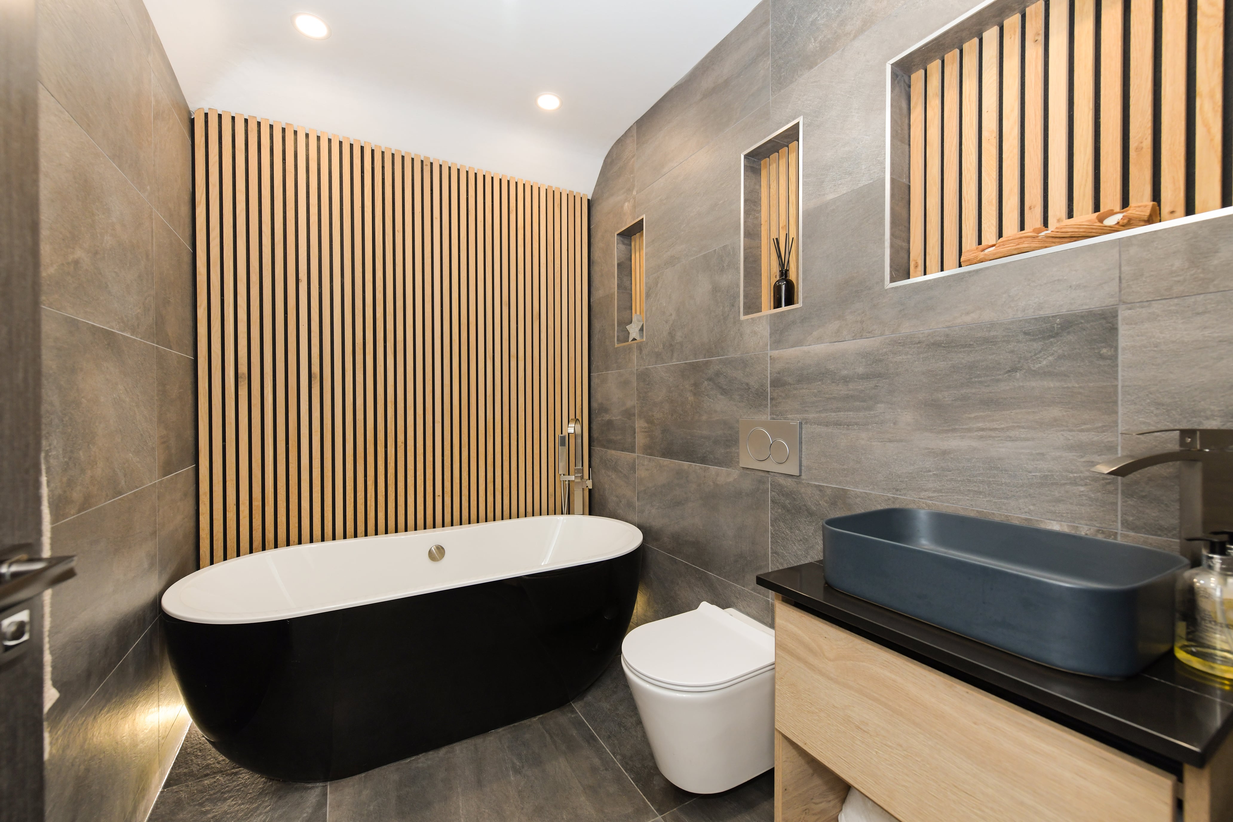 Commercial build done by CPD Ltd