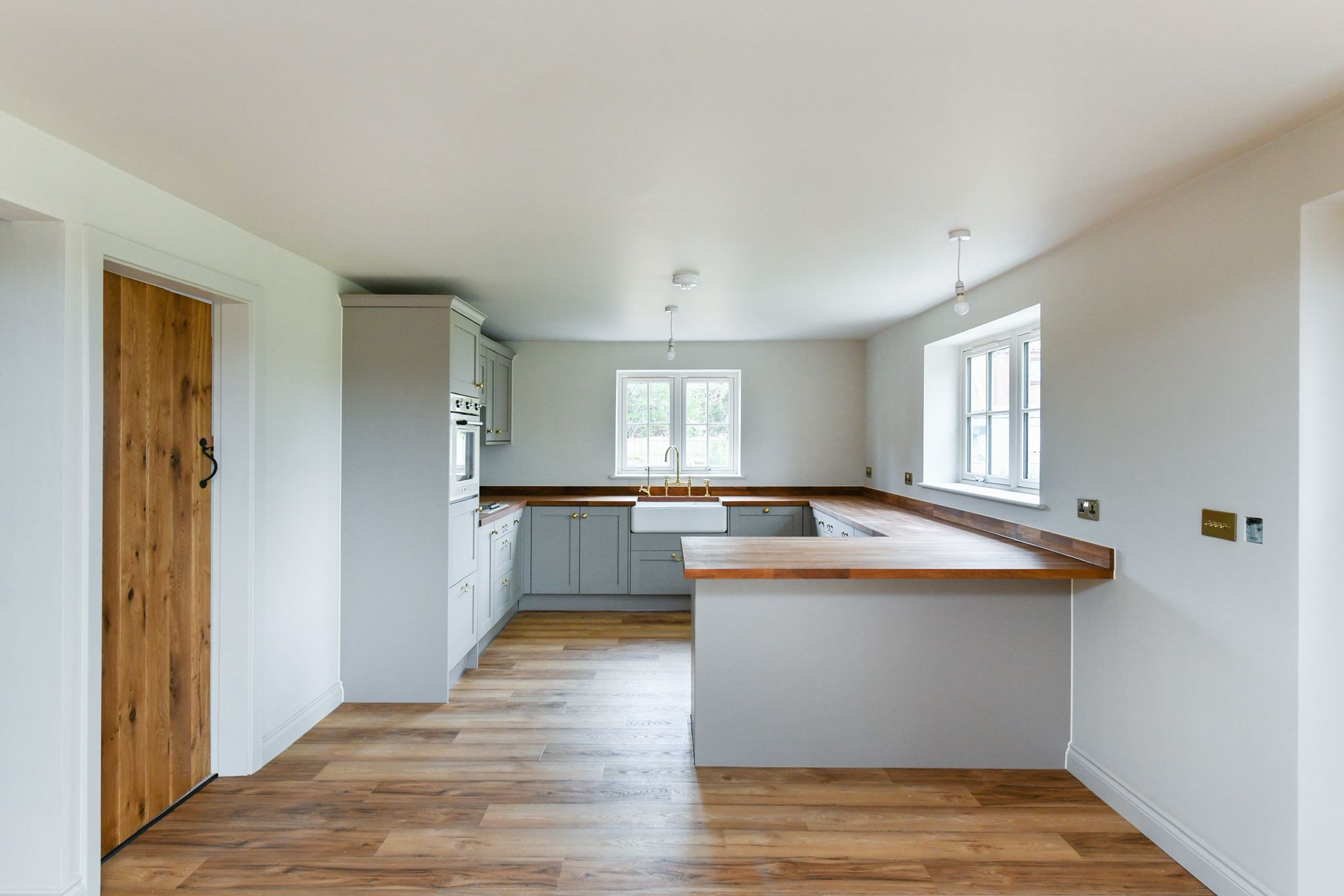 Commercial Build by CPD Ltd