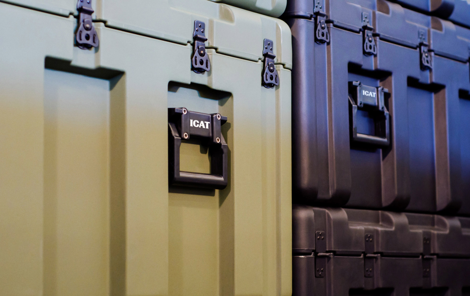 ruggedized shipping containers