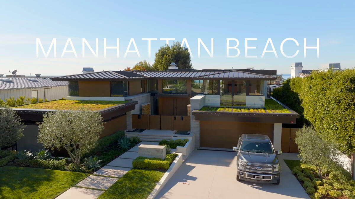 Drone video of a luxurious home in Manhattan Beach California near Los Angeles by Volare Videography