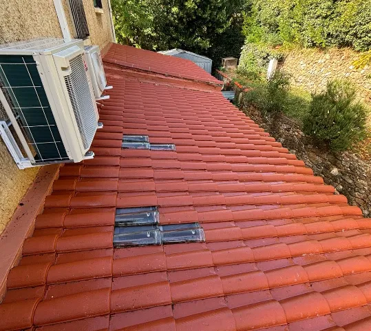 entreprise nettoyage demoussage toiture marseille