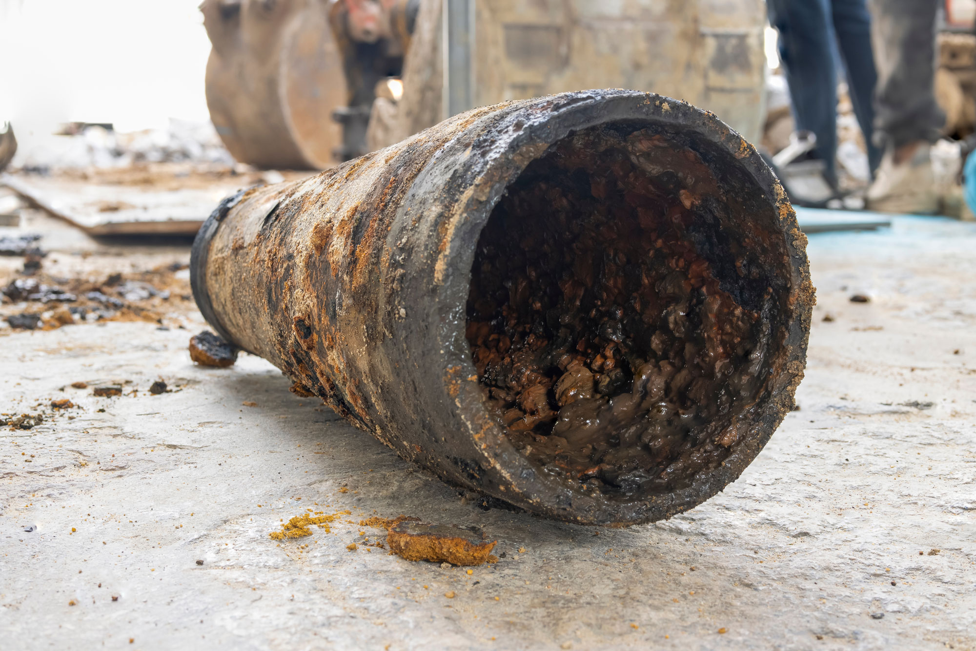 Hydro Jetting For Cast Iron & Older Pipes - Rooter Pros