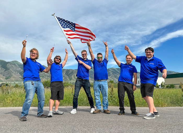 Wi-Fiber Employees Chhering You On