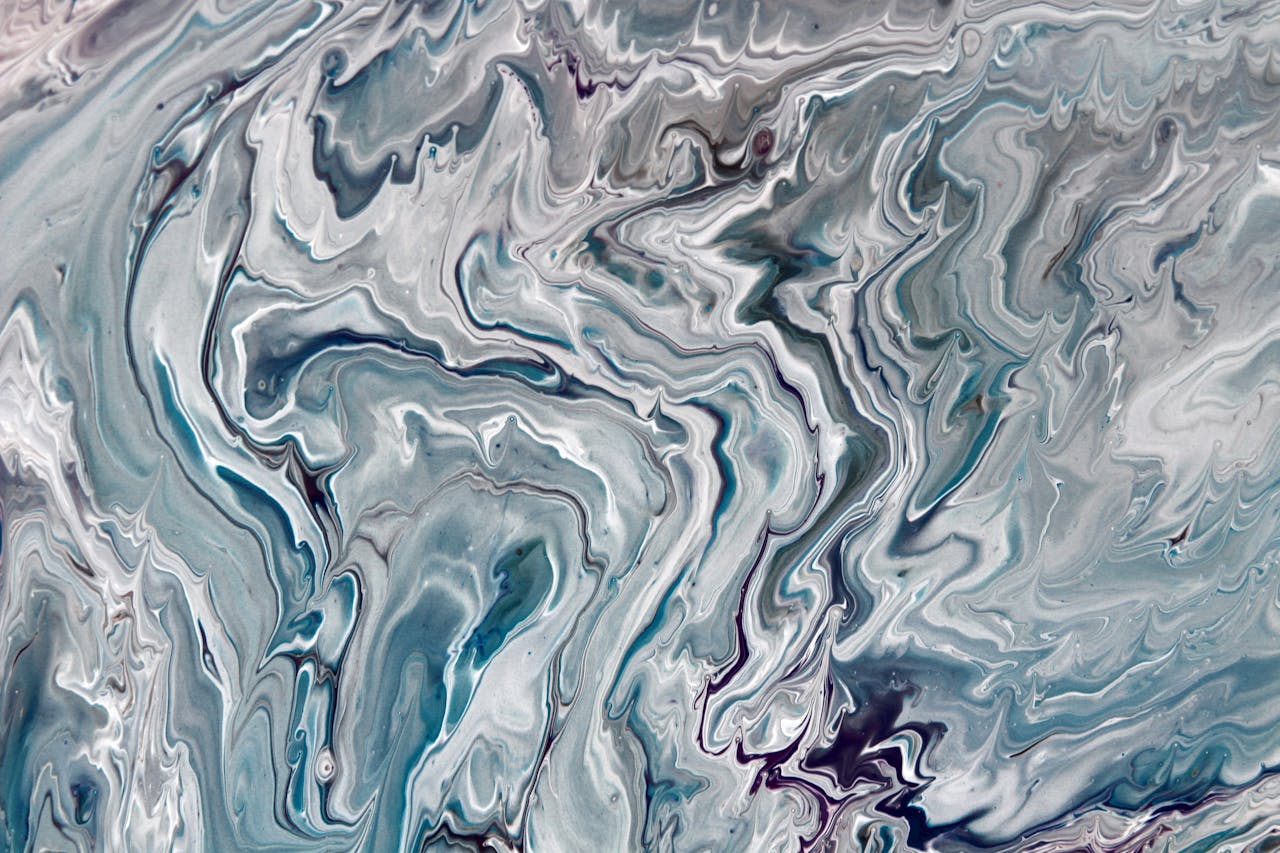 Navigating Challenges in SaaS Implementation