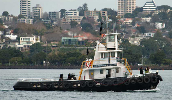 An Empire Marine tug under way