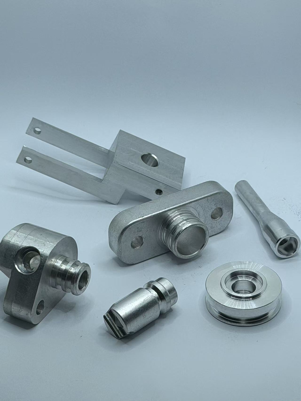 [background image] image of auto parts