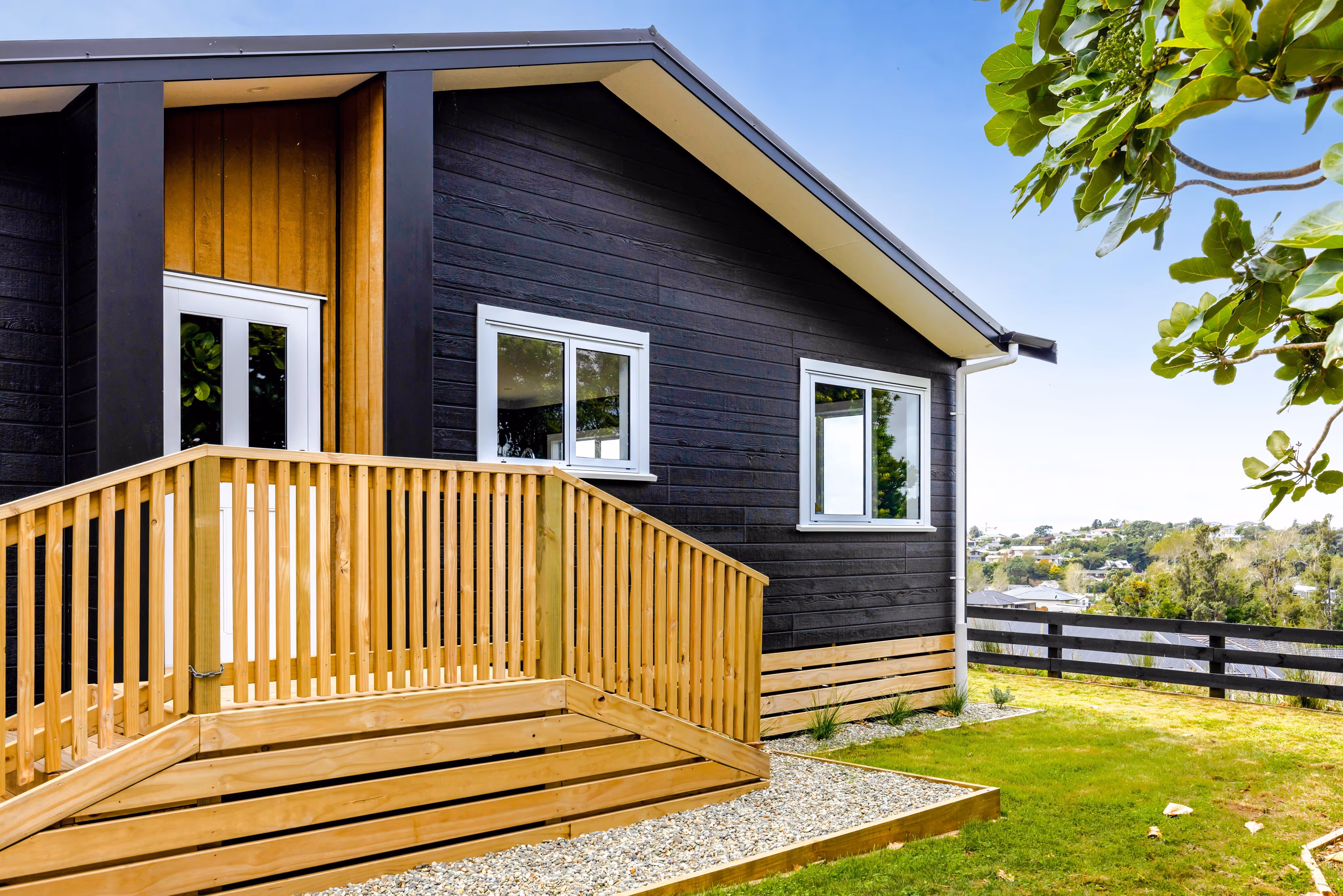 Manor Build - Coleridge Home