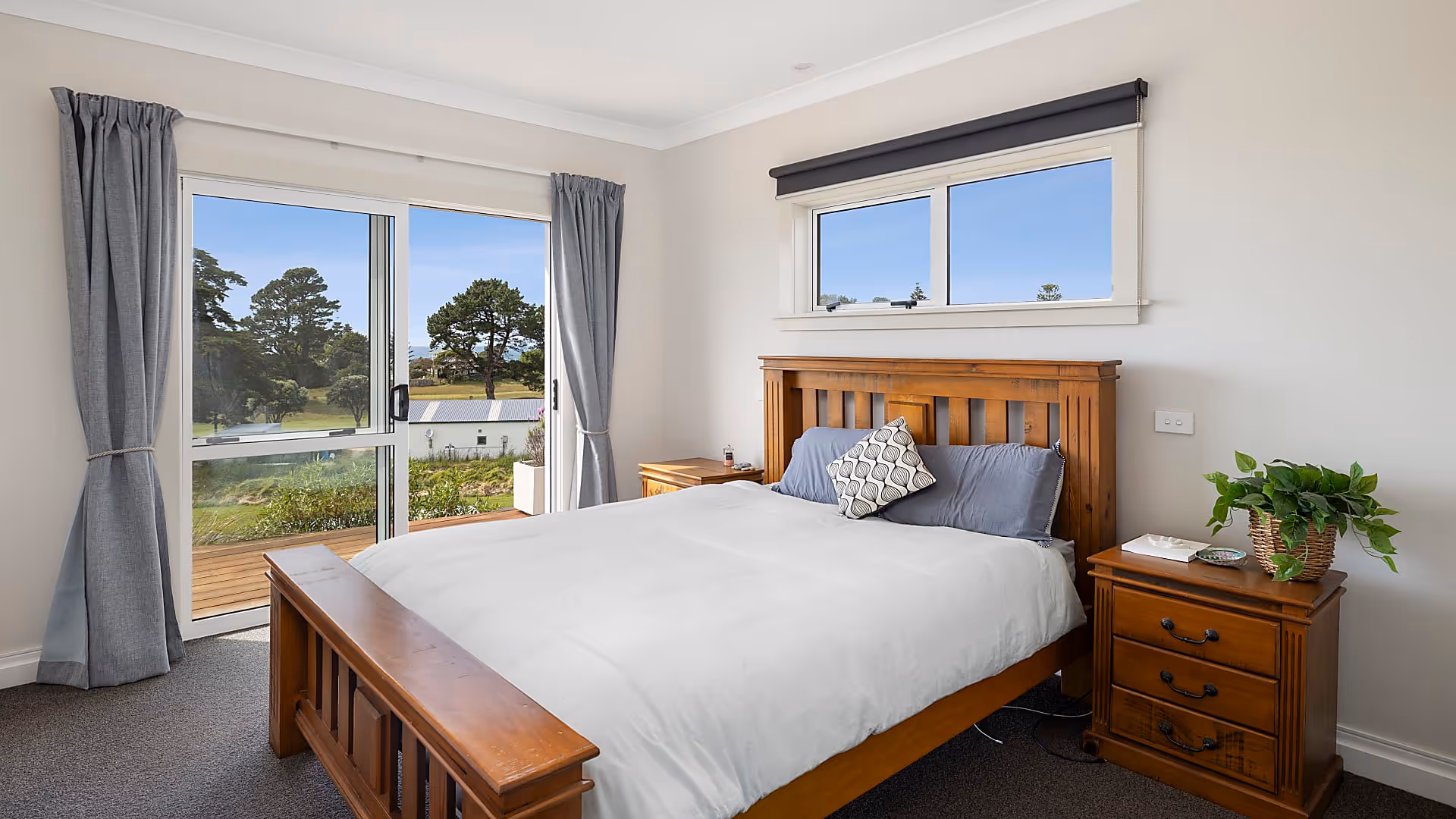 Manor Build - Takapuna House Design