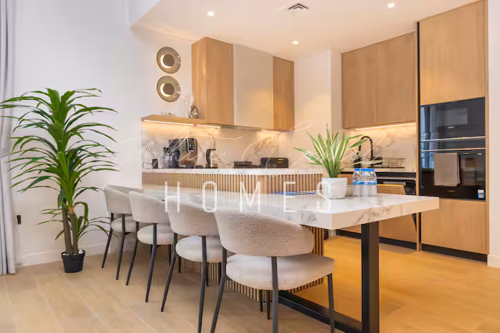 Private Beach Access Suite — luxury holiday rental in Dubai