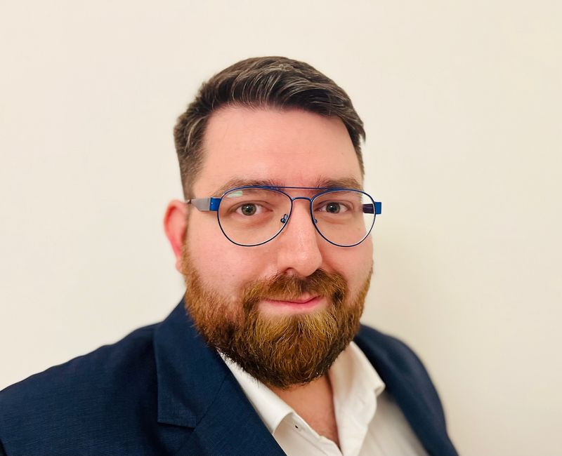 Oliver Spiegel, Sales & Beratung