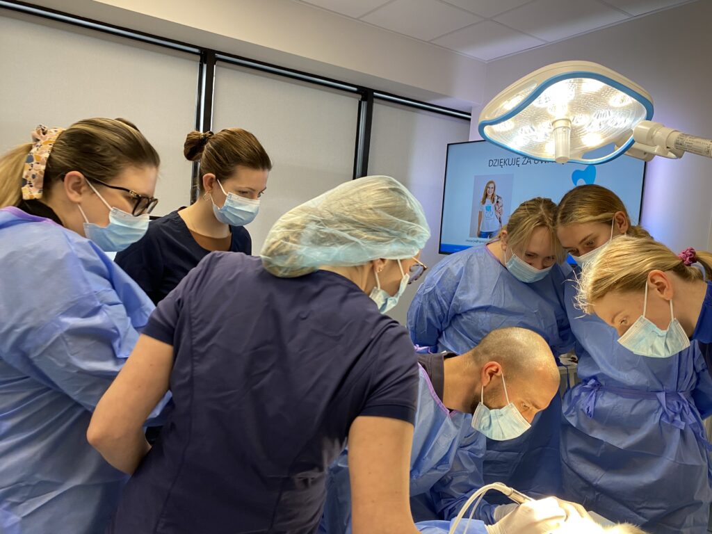 Kursy Stomatologiczne dla Weterynarzy KoniczynaVET Warszawa