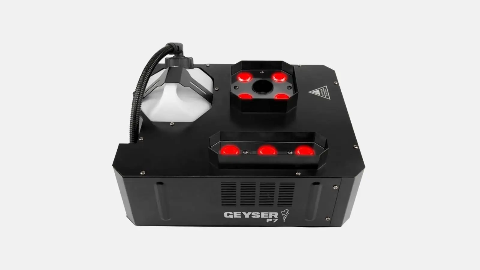 Cameo Geyser P7 Vertikalnebelmaschine in Schwarz mit Fluidtank und roten LED-Düsen vor weißem Hintergrund.