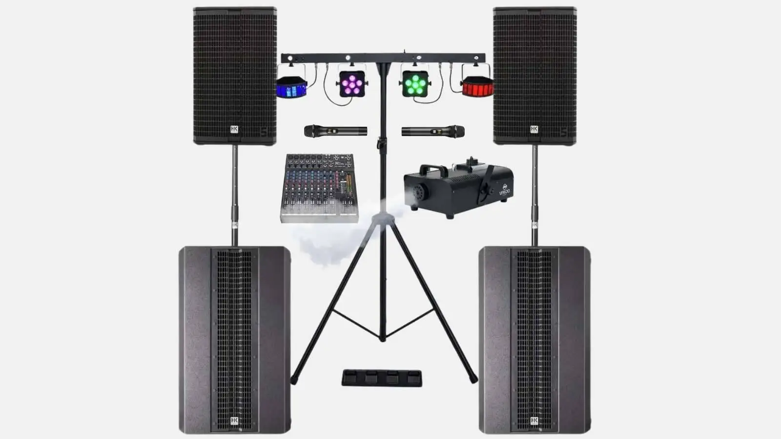 Konzert PA Paket mit HK Audio Linear 5 Stacks, Mischpult, Lichteffekten und Nebelmaschine vor grauem Hintergrund.