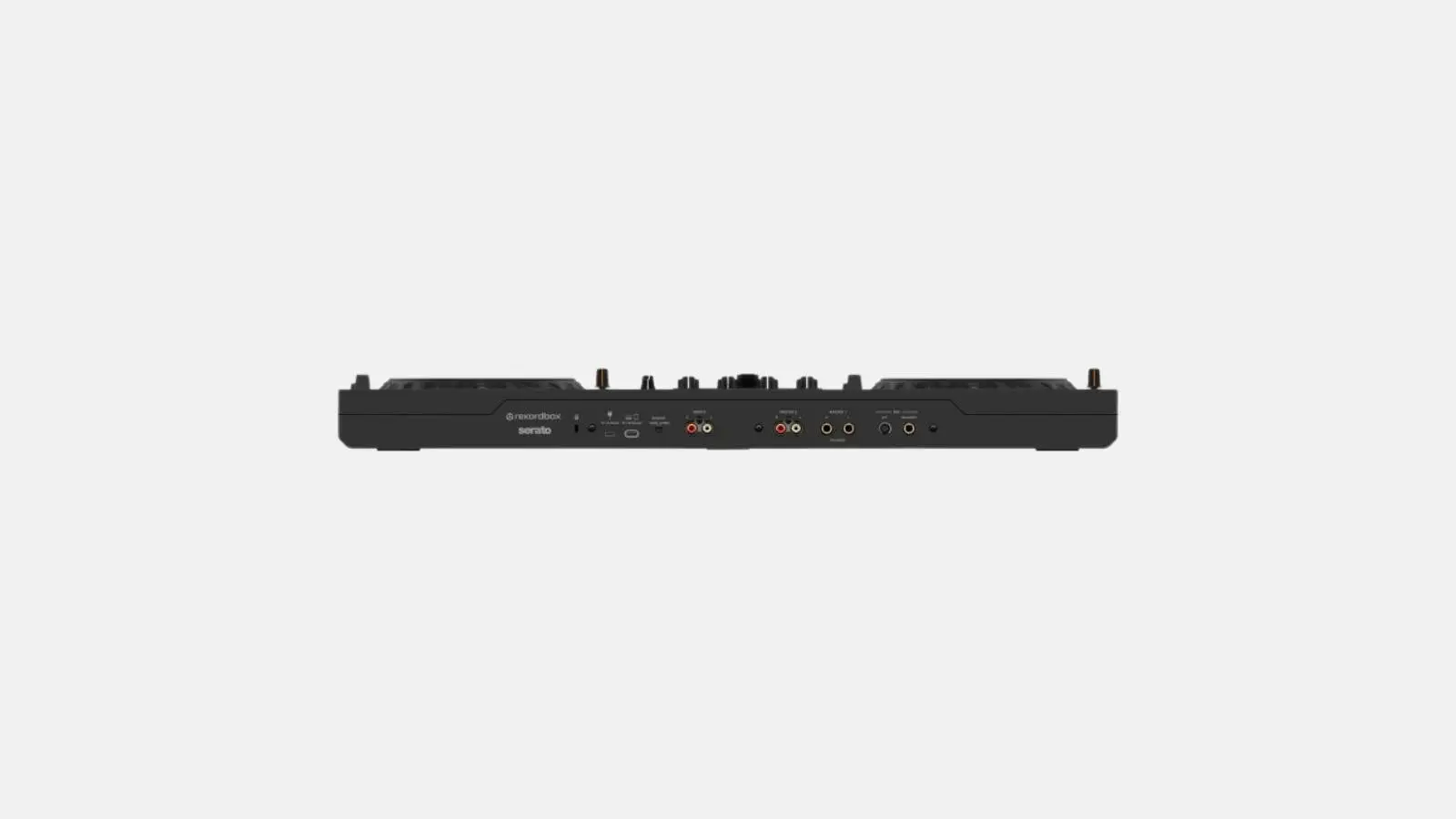 AlphaTheta DDJ-GRV6 DJ-Controller in Schwarz, Rückseite mit Cinch-Anschlüssen und Klinkenbuchsen vor weißem Hintergrund.