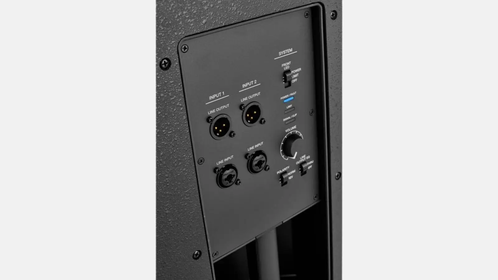 Bose F1 System PA-Anlage, Detailansicht des Anschlussfelds mit XLR-Eingängen und Lautstärkeregler.