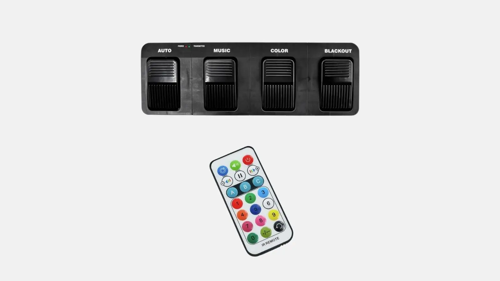Eurolite LED KLS Laser Bar Pro FX-Set Fußschalter mit Modustasten und mitgelieferter IR-Fernbedienung vor weißem Hintergrund.