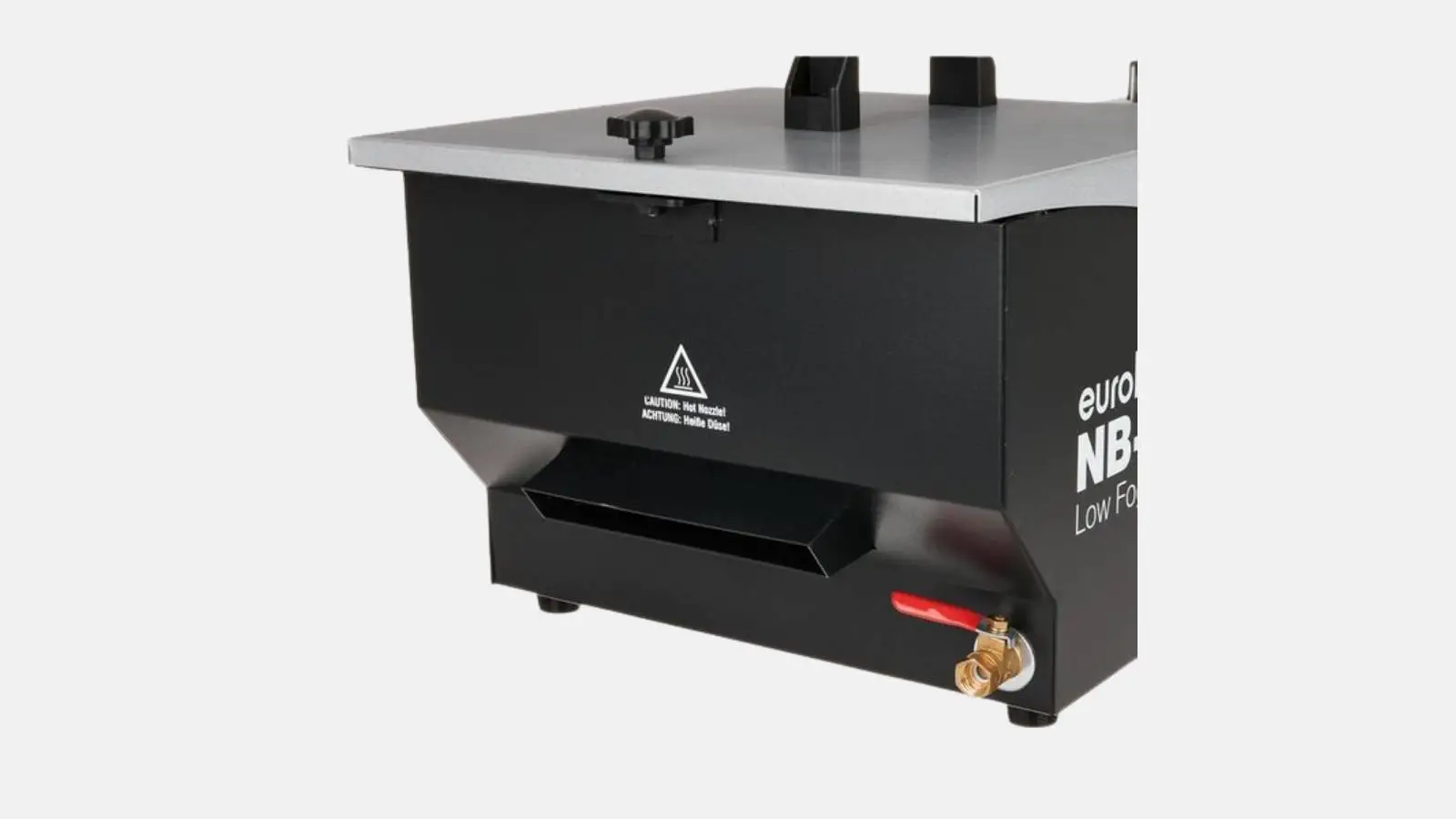 Eurolite NB-60 ICE Low Fog Machine Bodennebelmaschine in Schwarz mit Auslass und Ablassventil vor weißem Hintergrund.