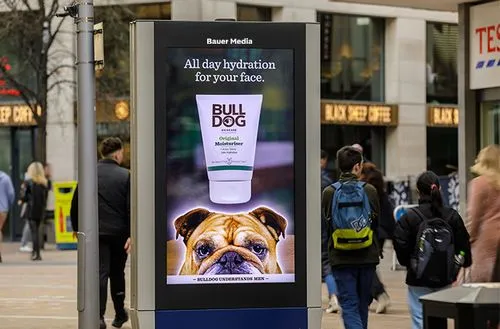 Bulldog moisturiser digital screen advertisement