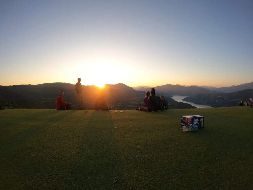 Parapente Saint Vincent les forts Couche Soleil