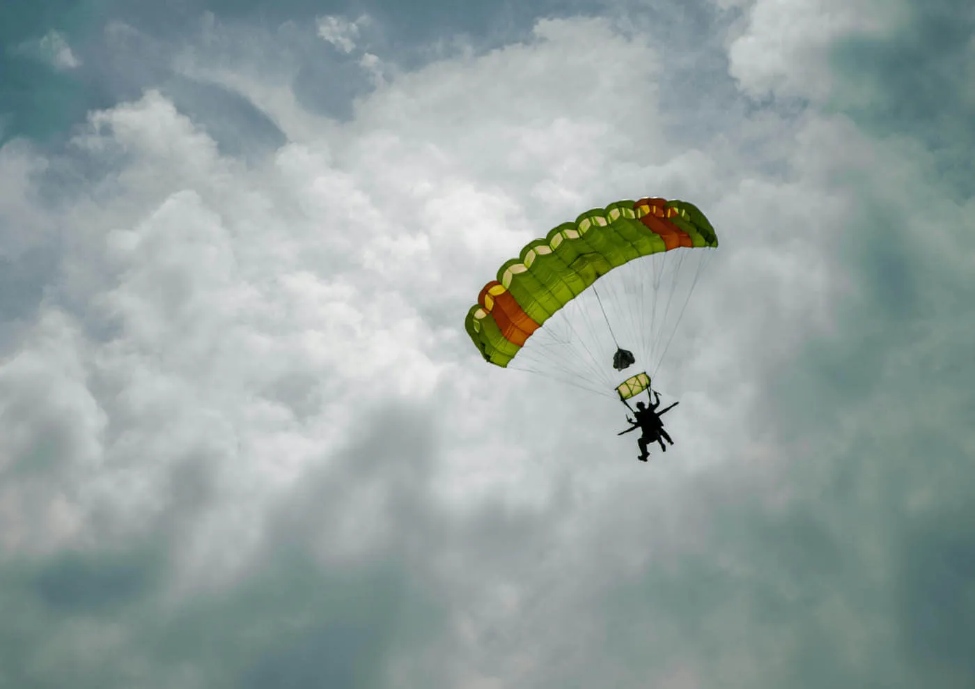 Atterrissage Saut Parachute