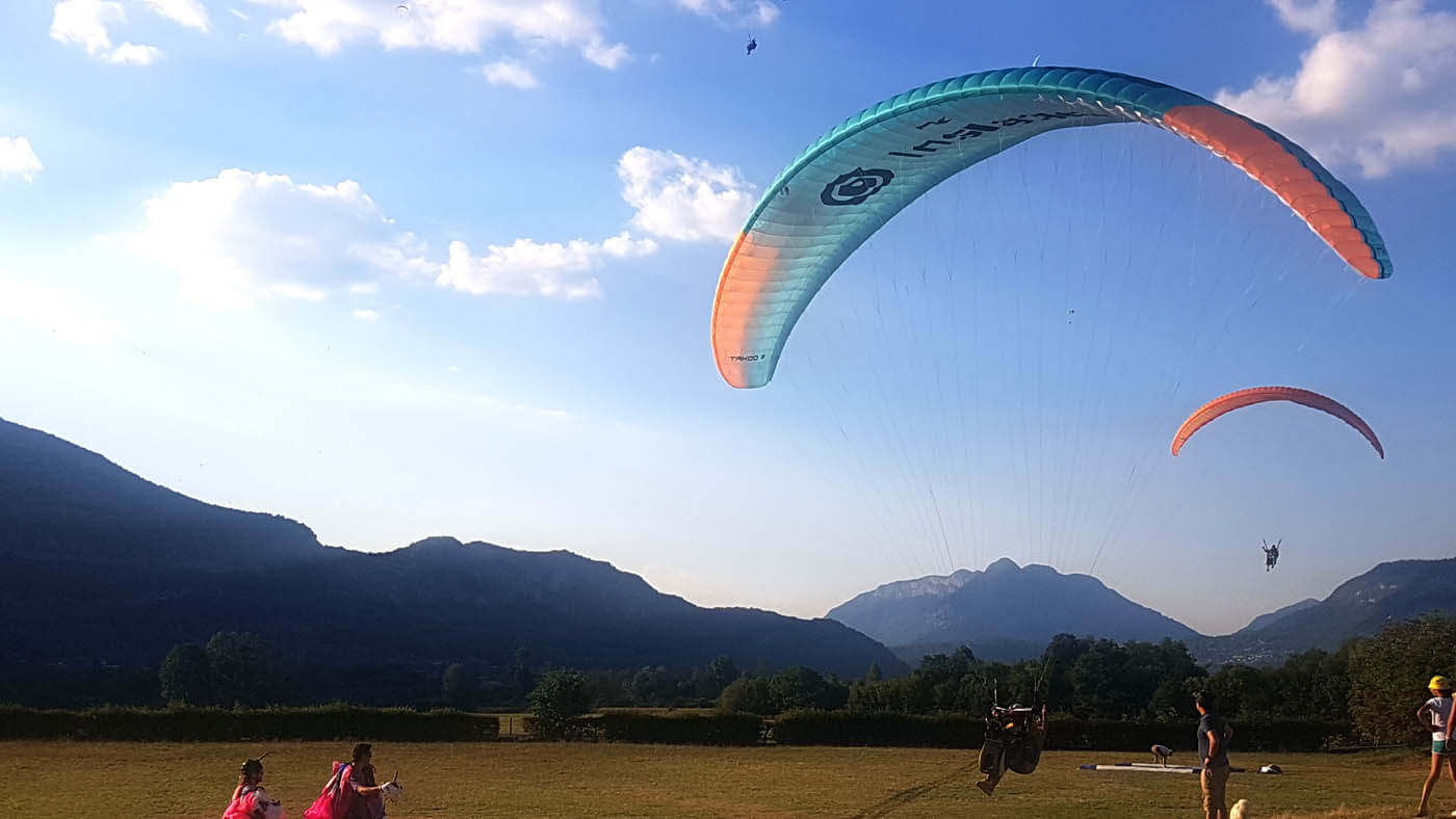 Tandem Paragliding Annecy