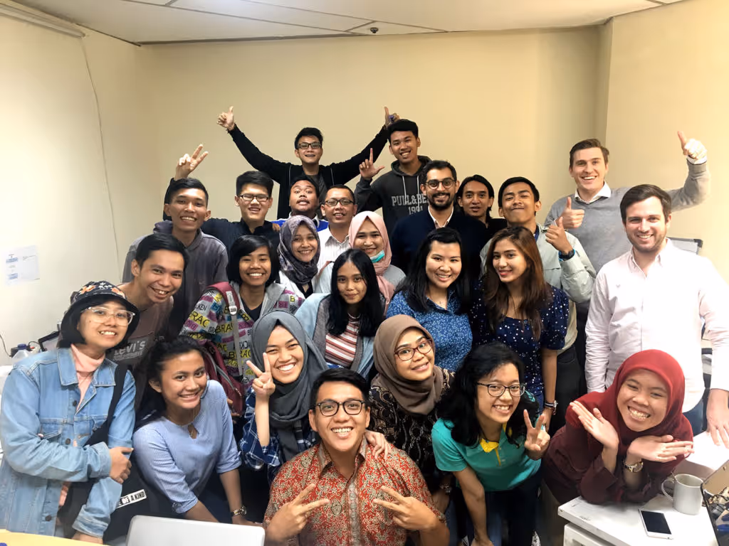 app development team ayopop