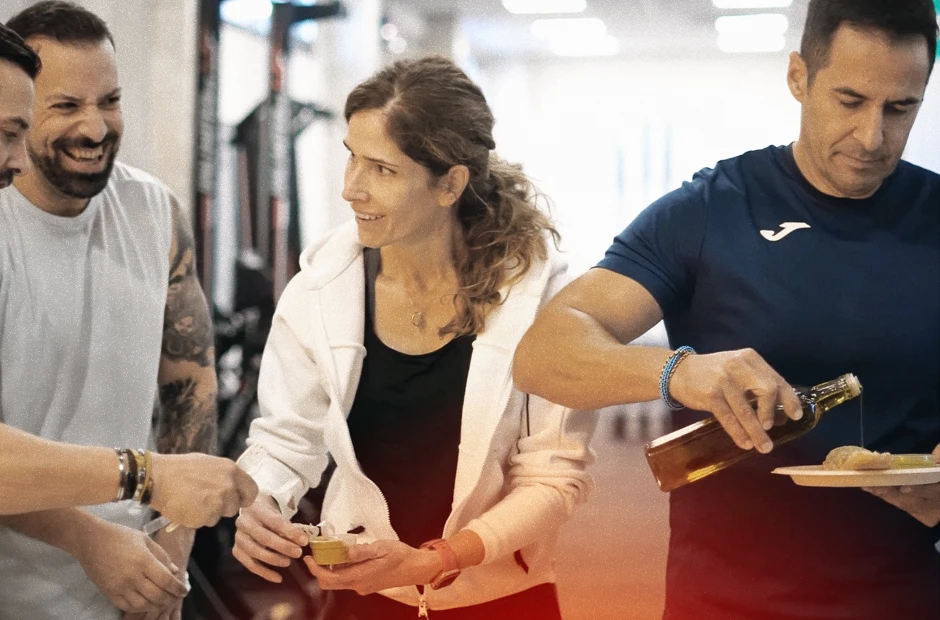 Usuarios disfrutando del Breakfast Training en 180